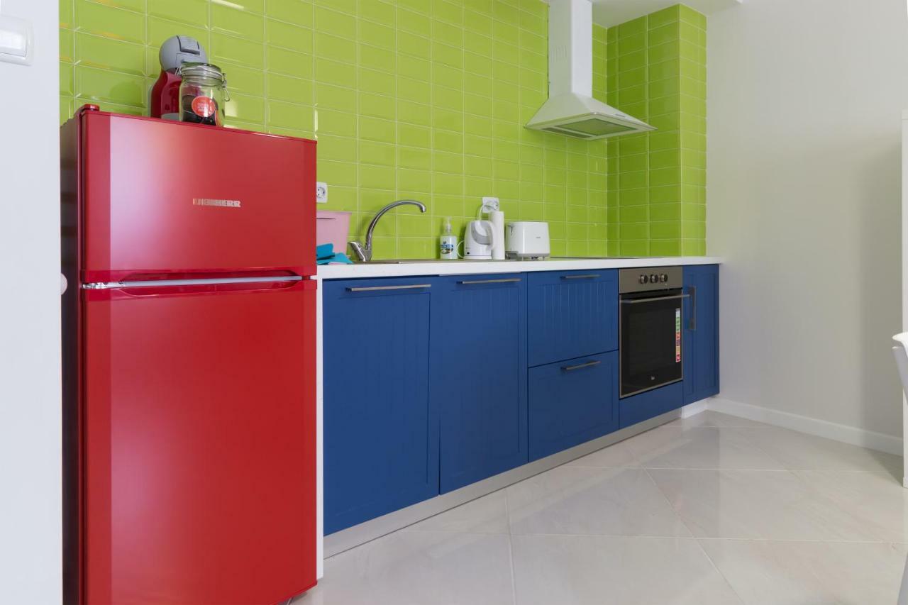 Pop Your Colors - Funky And Modern 1Bdr Apt By Flat Mаnager Пловдив Екстериор снимка