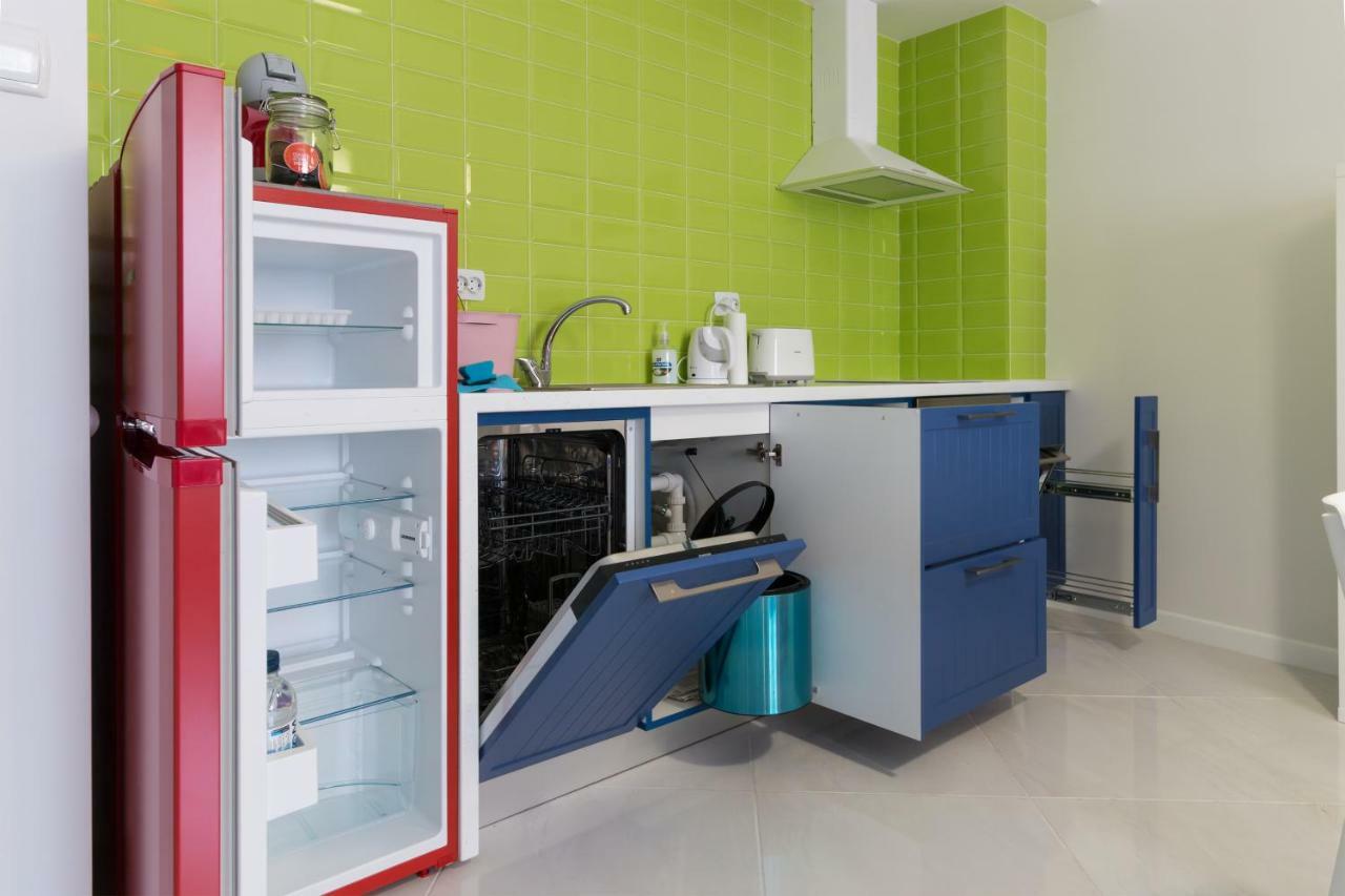 Pop Your Colors - Funky And Modern 1Bdr Apt By Flat Mаnager Пловдив Екстериор снимка